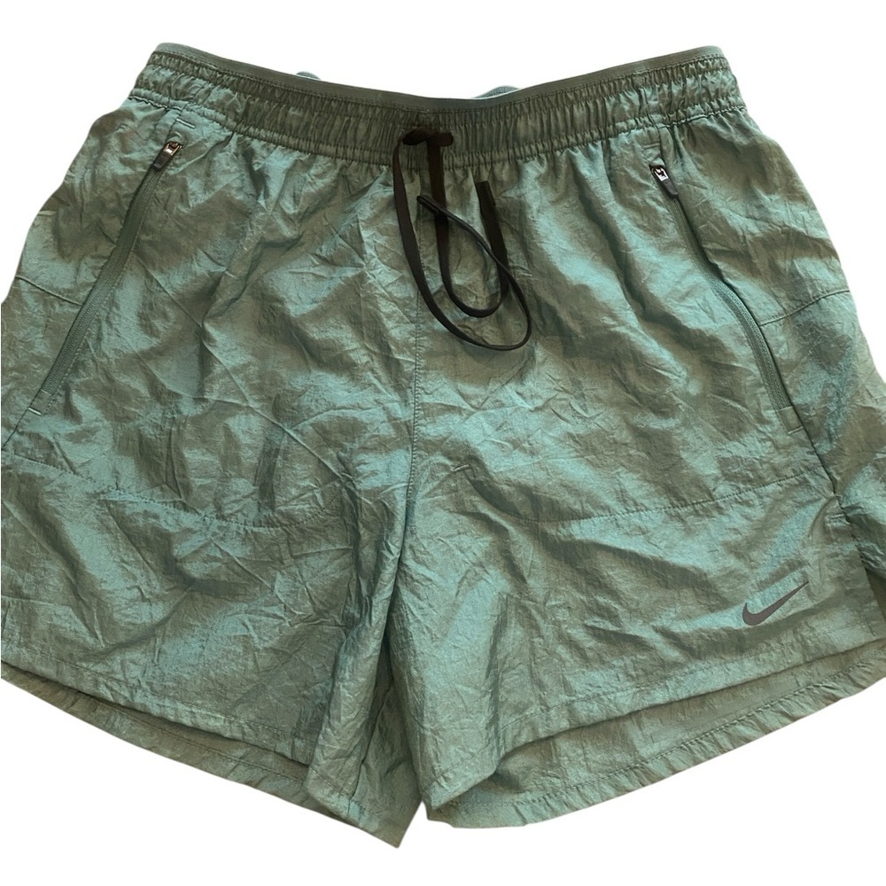 Nike Men’s Green Running Shorts New Small Lined Pockets